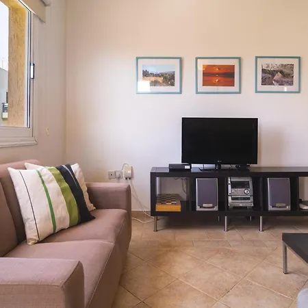 Hippo One Bedroom Flat Larnaca