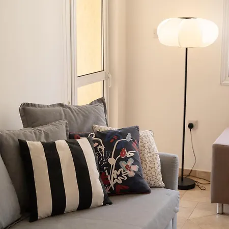 Hippo One Bedroom Flat Apartment