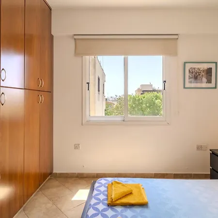 Hippo One Bedroom Flat Apartment